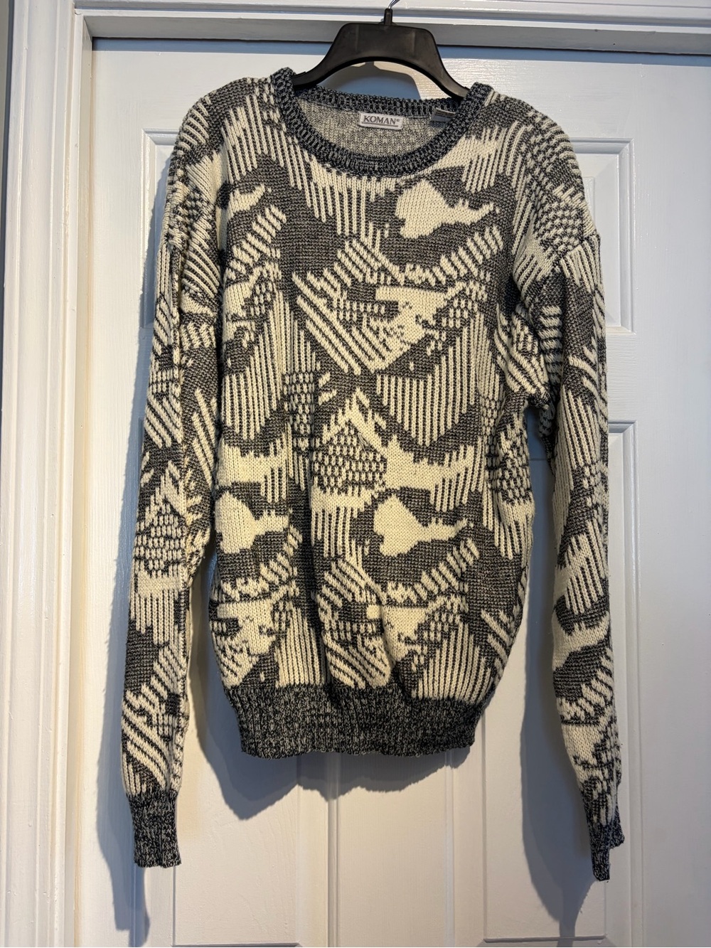 Vintage Koman crewneck knit sweater men’s or women’s medium .